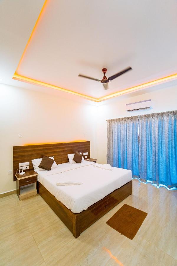 Darsy Residency Hotel Агонда Екстериор снимка