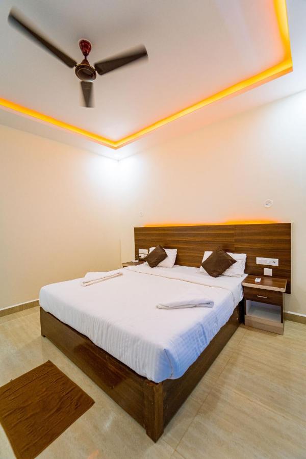 Darsy Residency Hotel Агонда Екстериор снимка
