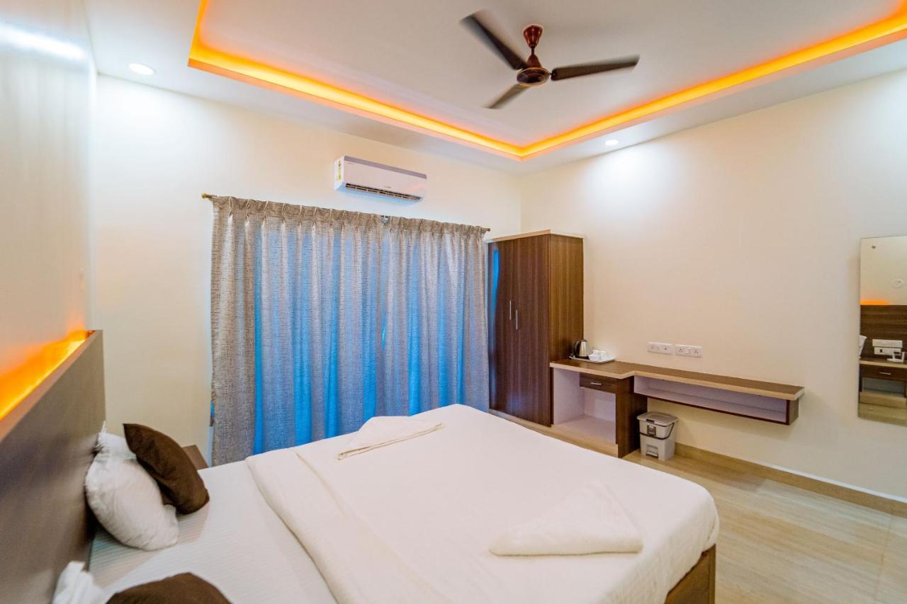 Darsy Residency Hotel Агонда Екстериор снимка