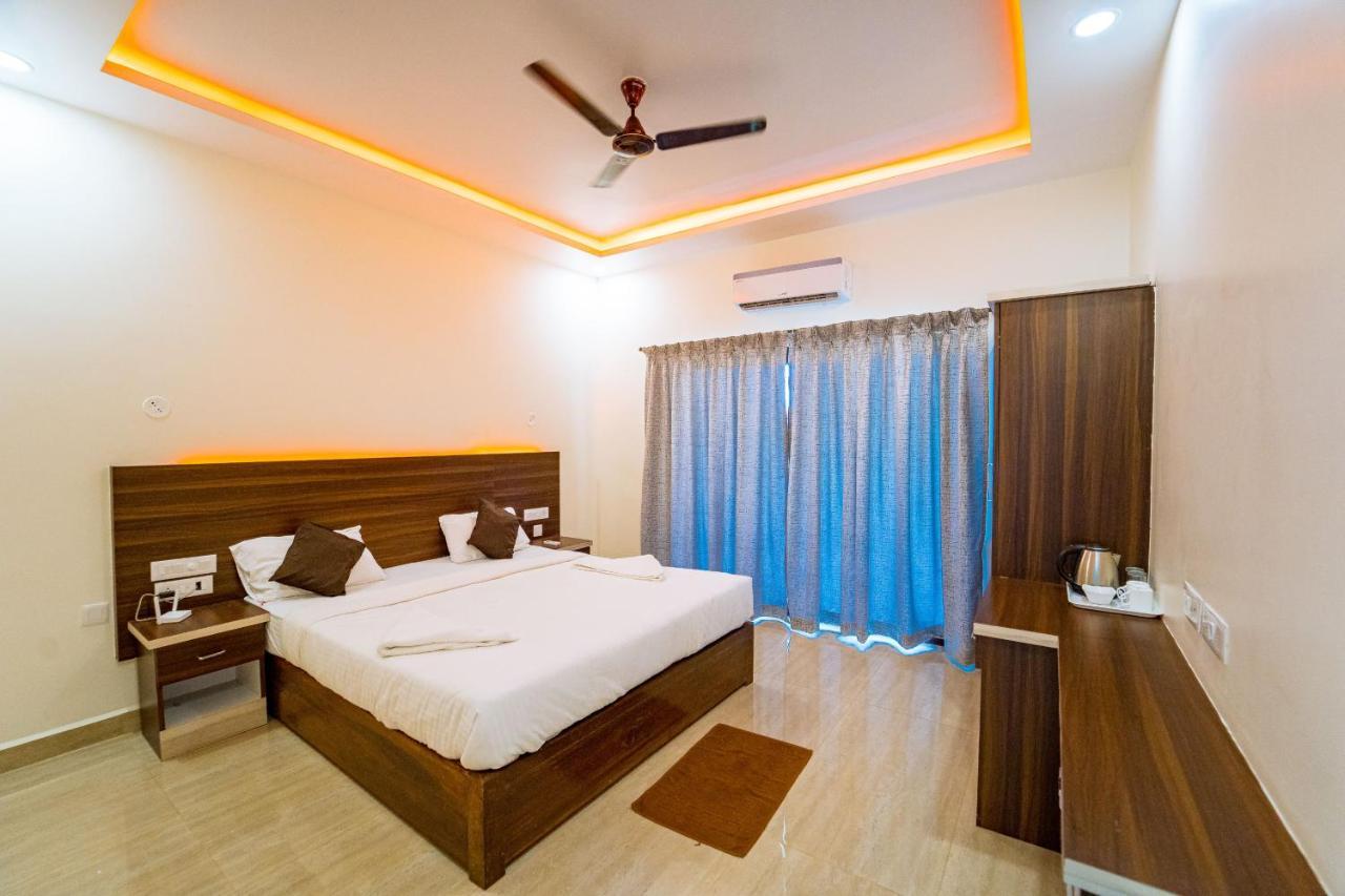 Darsy Residency Hotel Агонда Екстериор снимка