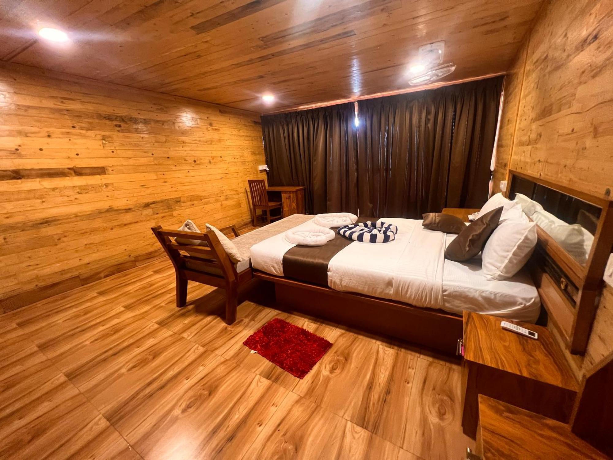 Darsy Residency Hotel Агонда Екстериор снимка