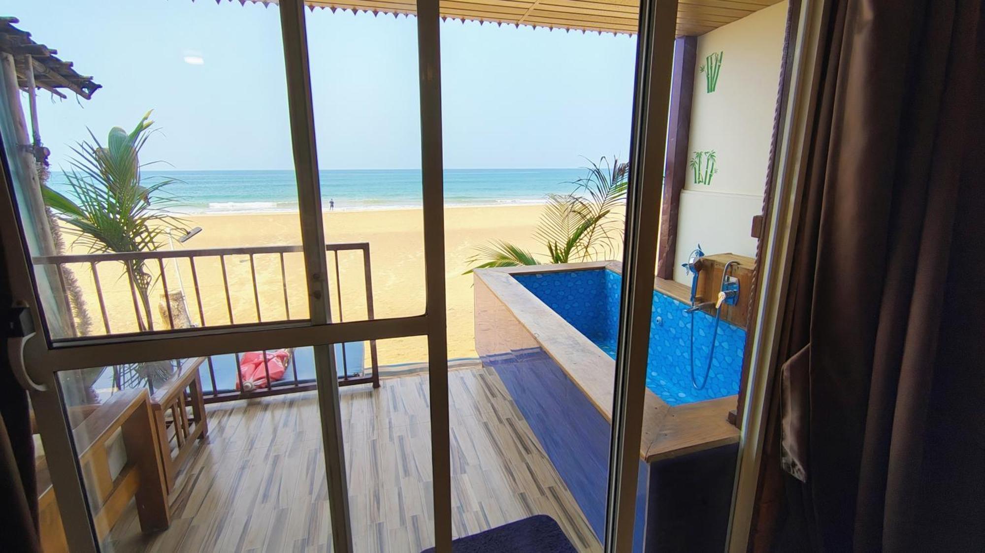 Darsy Residency Hotel Агонда Екстериор снимка